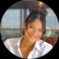 Daniela Luz, Bacharel em Direito e Correspondente Jurídico em Foz do Iguaçu, PR