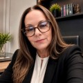 Danielle Ap. Linhares Silveira, Advogado e Correspondente Jurídico em Curitiba, PR